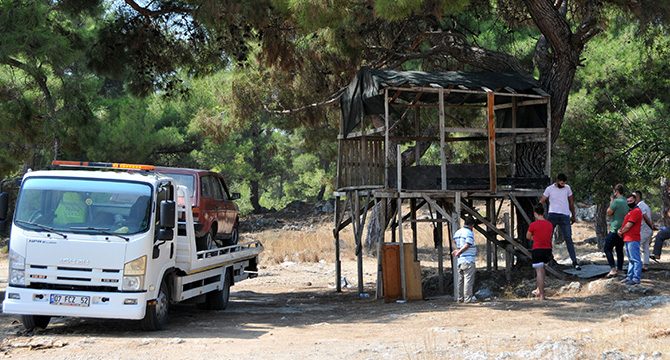 Ormanlık alanda dövülerek öldürülmüş olarak bulundu