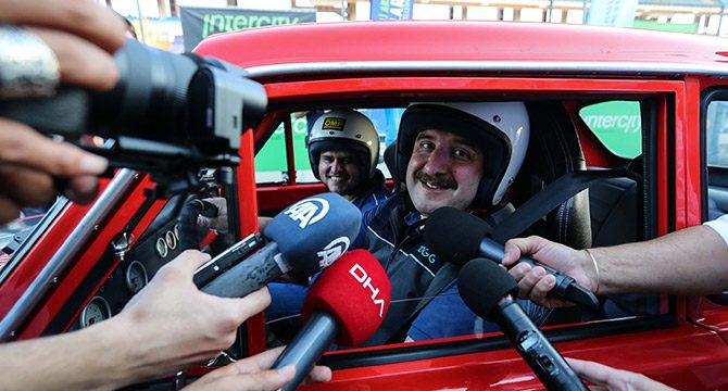 Bakan Varank F1 pistinde tehlike atlattı