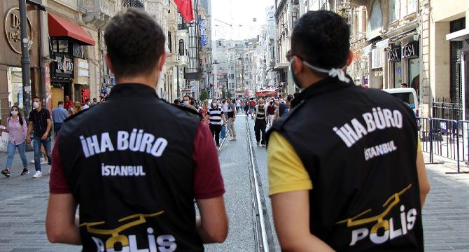 Taksim'de drone destekli koronavirüs denetimi