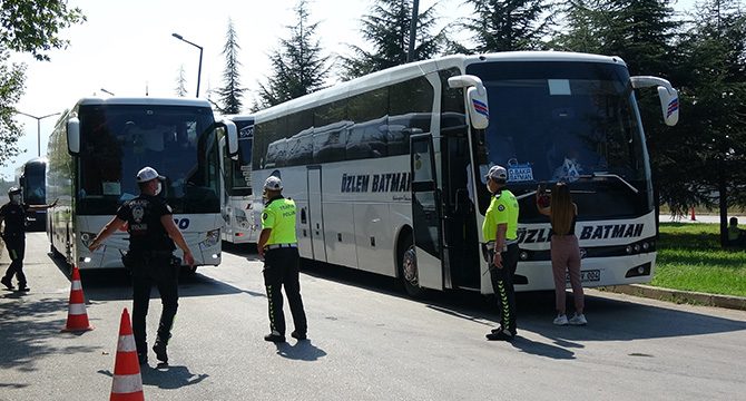 Bursa'da HES kodu olmayan yolcu taşıyan otobüs trafikten 10 gün men edildi