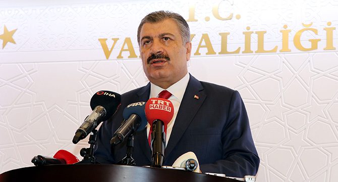 Bakan Koca: Vaka sayısı 2 katına çıkan Van'ı mercek altına aldık