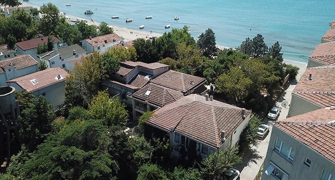 Yeşilçam'ın unutulmaz filmlerine ev sahipliği yapan köşk satılıyor