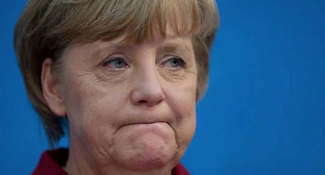 Alman şansölye Merkel, 30 yıllık siyaseti bırakmaya hazırlanıyor
