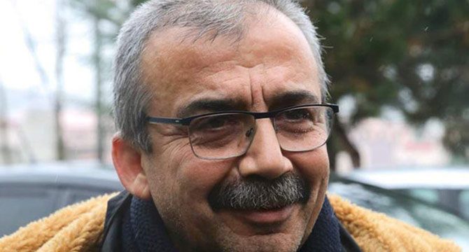Sırrı Süreyya Önder, Aksaray'da gözaltına alındı