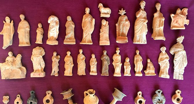 Myra Antik Kenti'nde 2200 yıllık eserler bulundu