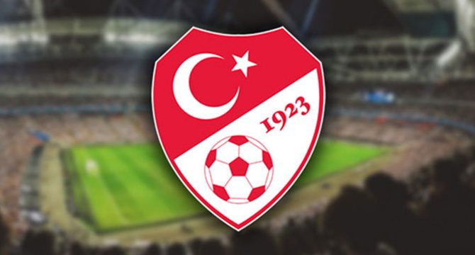 2020-2021 futbol sezonunun ilk devresi seyircisiz oynanacak