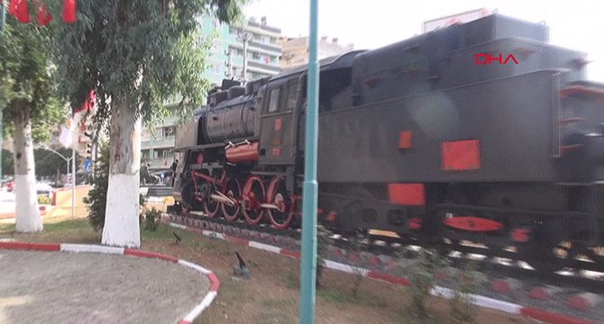 Tarsus'ta 'Atatürk Treni' ilk kez halkın ziyaretine açıldı