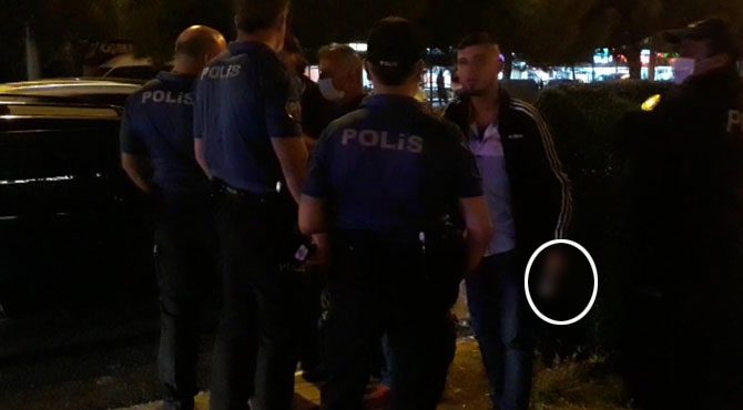 Alkol ve maske cezası kesilirken içmeye devam ettiler!