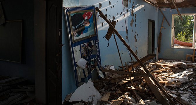 Azerbaycan'da Düğerli köy okuluna saldırı: 1 ölü, 6 yaralı