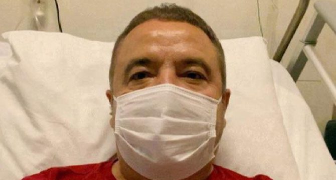 Rektör Özkan: Başkan Böcek'in akciğerini toparlamaya çalışıyoruz