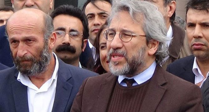 Can Dündar için istenen ceza belli oldu