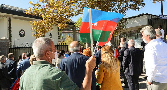 İYİ Parti'den Azerbaycan Büyükelçiliği'ne destek ziyareti