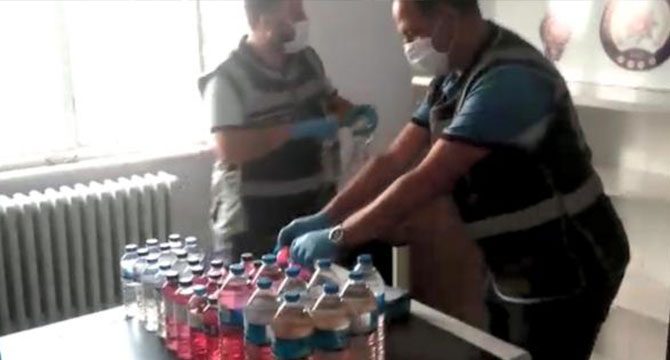 'Co-19' adıyla ilaç hazırlayıp, satarken yakalandı