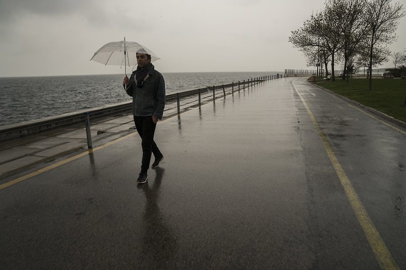 Meteoroloji'den İstanbul için sağanak yağış uyarısı! İşte İstanbul hava durumu