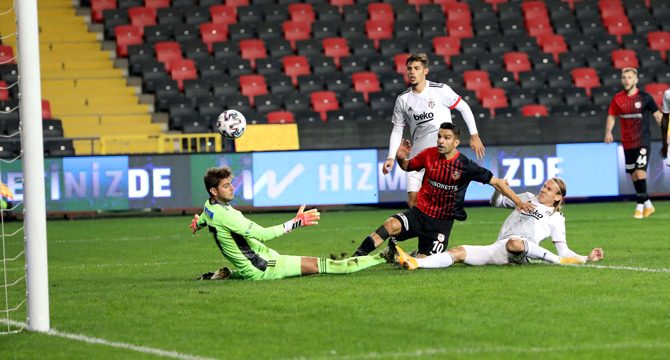 Kara Kartal ağır yaralı