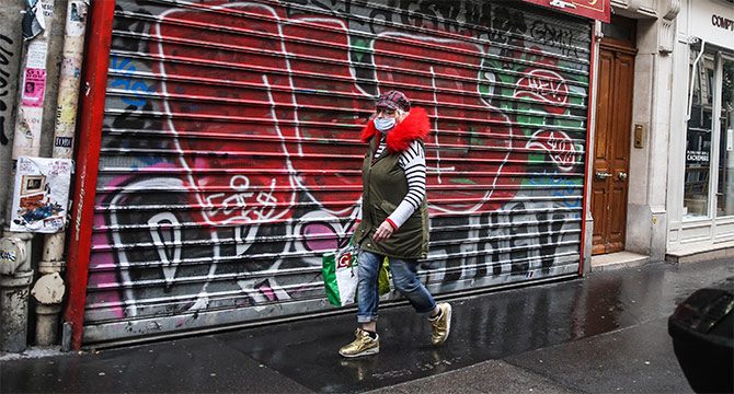 Fransa'da günlük vaka sayısında rekor