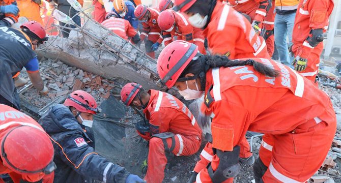 'İzmir depreminde 114 canımızı kaybettik'
