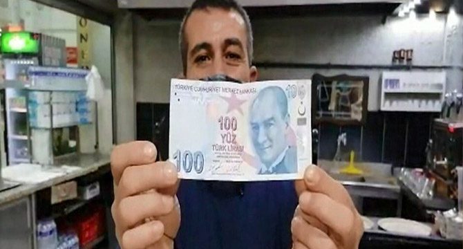 Bir sıfırın olmadığı görünce soluğu önce kuyumcuda, sonra bankada aldı