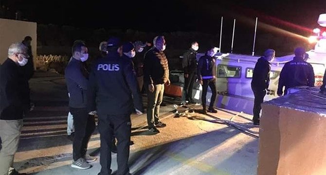 Enez'de tekne battı, kayıp 2 kişi aranıyor