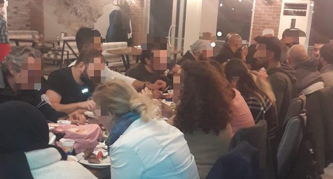 Yemek organizasyonuna katılan 20 kişiye, 63 bin TL ceza