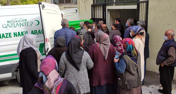 Sosyal medyadan canlı yayınladığı yolculuğu ölümle bitti