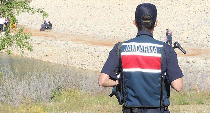 Kaçak define arayan 3 kişiye 9 bin 450 lira sosyal mesafe cezası