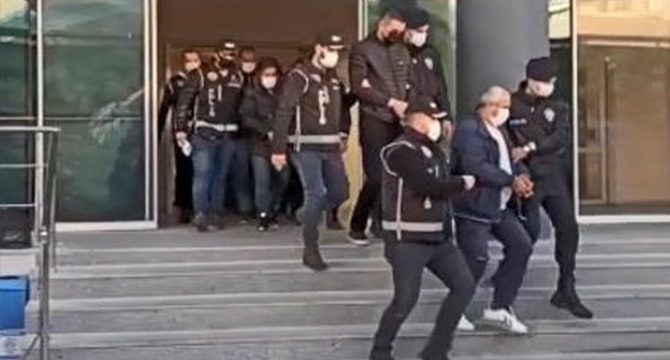 Dublör kullanarak tapu değiştiren çete çökertildi: 10 gözaltı