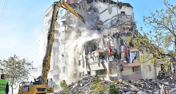 İzmir'de tüm arama-kurtarma faaliyetleri sonlandırıldı
