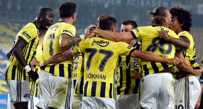 Liderlik için sahada