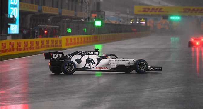 Formula 1 İstanbul'da kırmızı bayrak