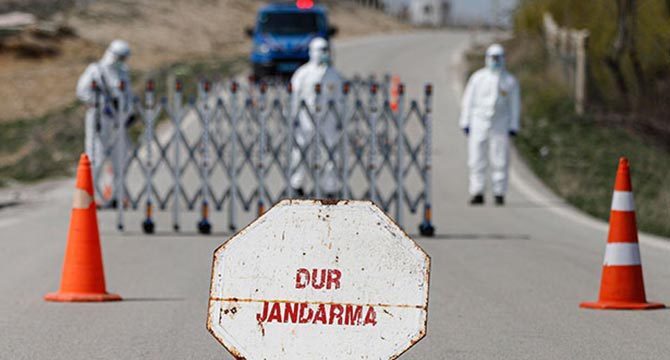 Karantinada olması gerekirken otele kayıt yaptırırken yakalandı
