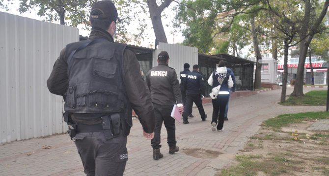 Maske takmadığı için ceza yazılmak istenince...