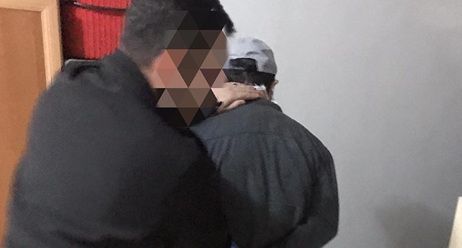 Bank Asya'nın kurucu ortaklarından olan FETÖ firarisi sahte kimlikle yakalandı
