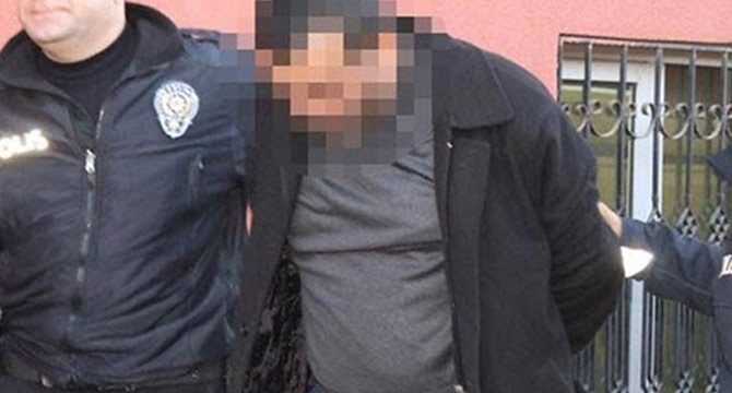 Öz kızına cinsel istismardan 30 yıl hapis cezası alan babaya FETÖ'den 2 yıl hapis