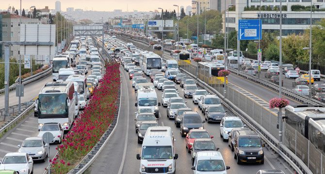 Trafiğe kaydı yapılan taşıt sayısı bir önceki aya göre yüzde 8,2 arttı
