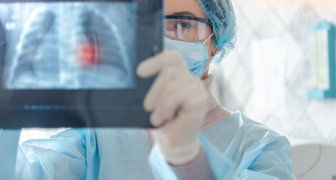 Bilim Kurulu Üyesi Turan: Virüsün akciğer hasarı inanılmaz