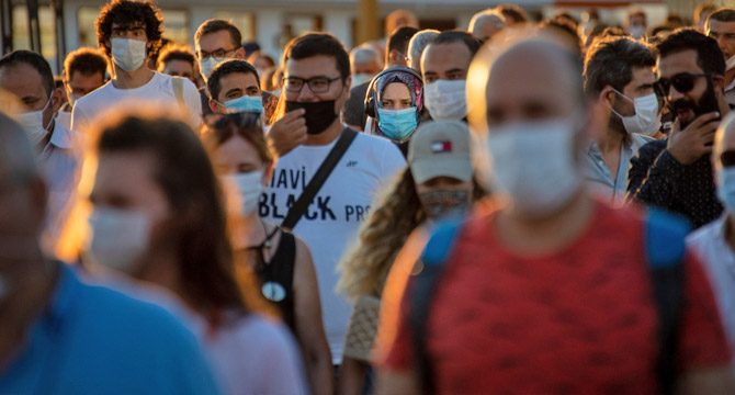 Bilim Kurulu üyesi Tufan: Virüs tek bir hatayı affetmiyor