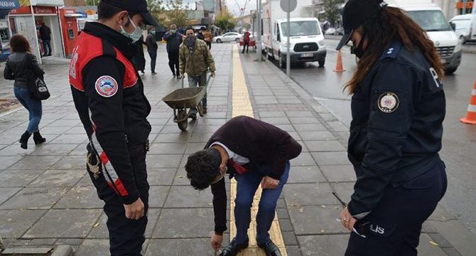 Valilik duyurdu! Sokakta sigara içmek yasaklandı