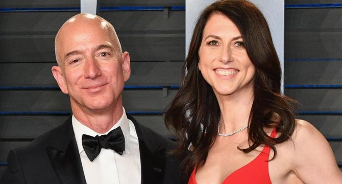 Jeff Bezos'un eski eşinden rekor bağış