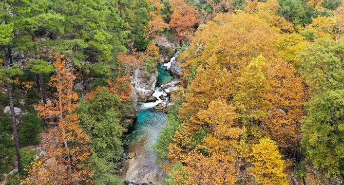 Yazılı Kanyon eşsiz güzelliği ile görsel şölen sunuyor
