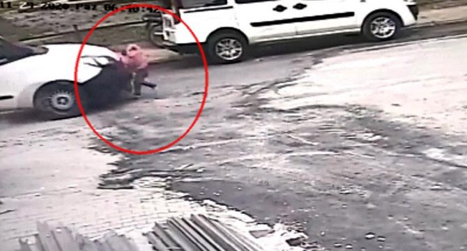 3 yaşındaki Ayşe'nin ölümüne neden olan kaza kamerada
