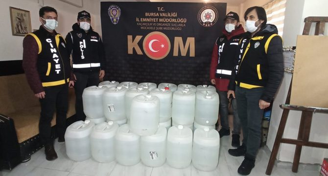 Sahte içki faciasının yankıları sürerken, 1 ton daha içki ele geçirildi