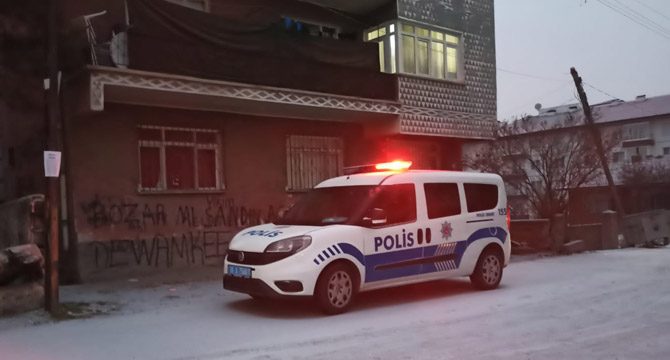 Ankara'da boğazına süt kaçan bebek kahretti