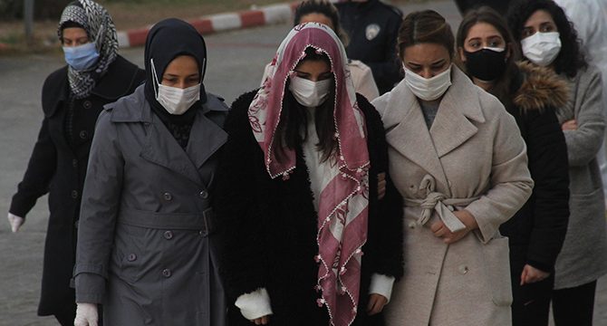 Terör babasını, korona annesini aldı