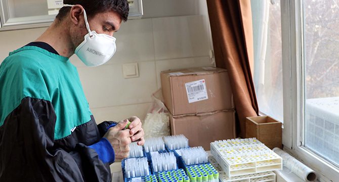 Faz- 2 çalışmaları devam eden yerli aşı, 25 Aralık'tan sonra gönüllülere uygulanacak