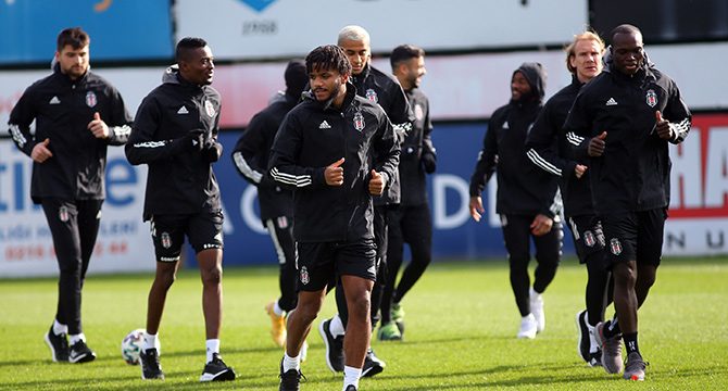 Beşiktaş, Sivasspor maçı hazırlıklarına ara vermeden başladı