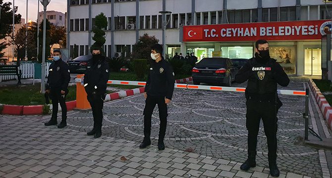 Ceyhan Belediyesi’ne ‘rüşvet’ operasyonu