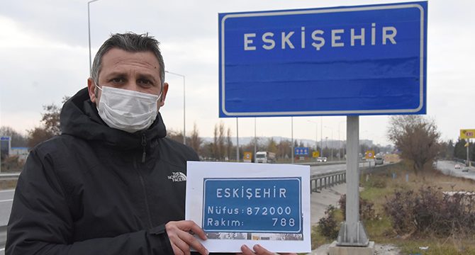 Şehir tabelalarından nüfus ve rakım gitti, adları kaldı