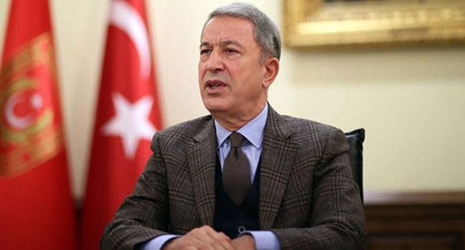 Bakan Akar: ABD yanlış karardan bir an önce dönmeli