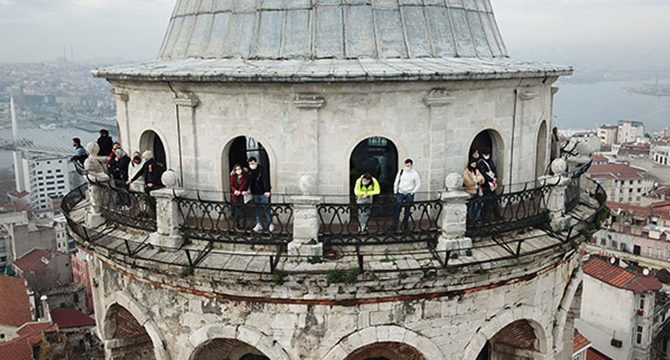 Kısıtlamada İstanbul'un keyfini turistler çıkardı
